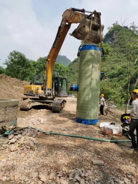 岳阳雅安芦山一体化提升泵施工现场